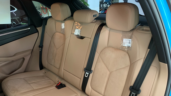 皓騰豪車定制中心保時(shí)捷Macan展廳現(xiàn)車特別活動669