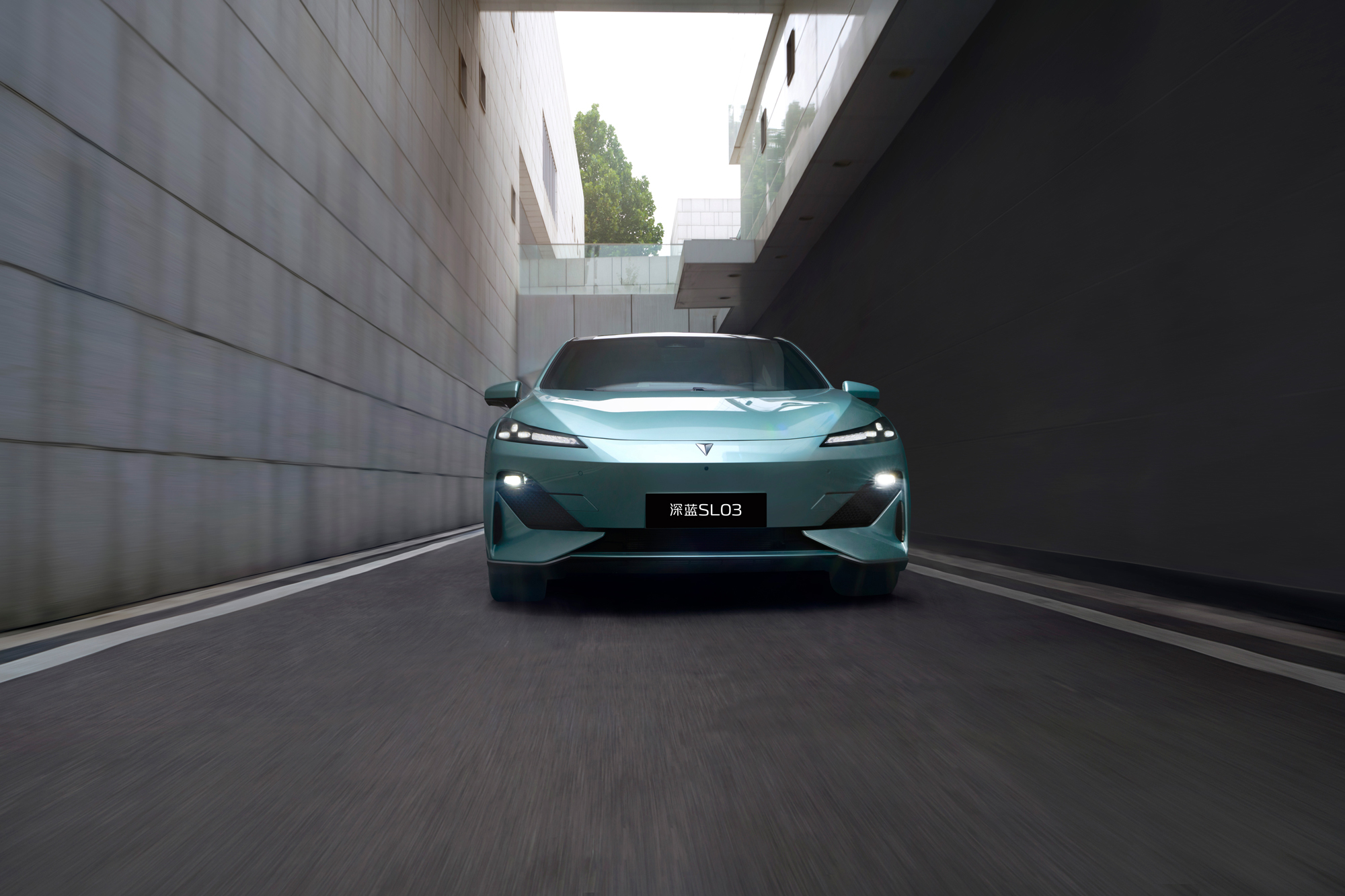 2024款長安深藍(lán)SL03純電版上市 售價(jià)15.69萬-17.39萬元