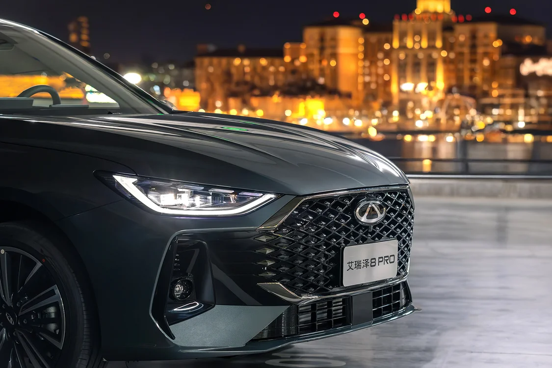 奇瑞艾瑞澤8 PRO開(kāi)啟預(yù)售，1.6T車(chē)型預(yù)售價(jià)11.99萬(wàn)元起