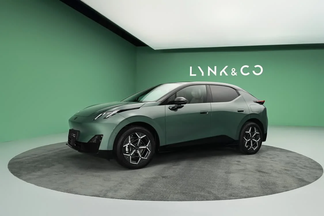 領(lǐng)克Z20新版型上市 純電續(xù)航430km/上新限時(shí)價(jià)10.99萬元起