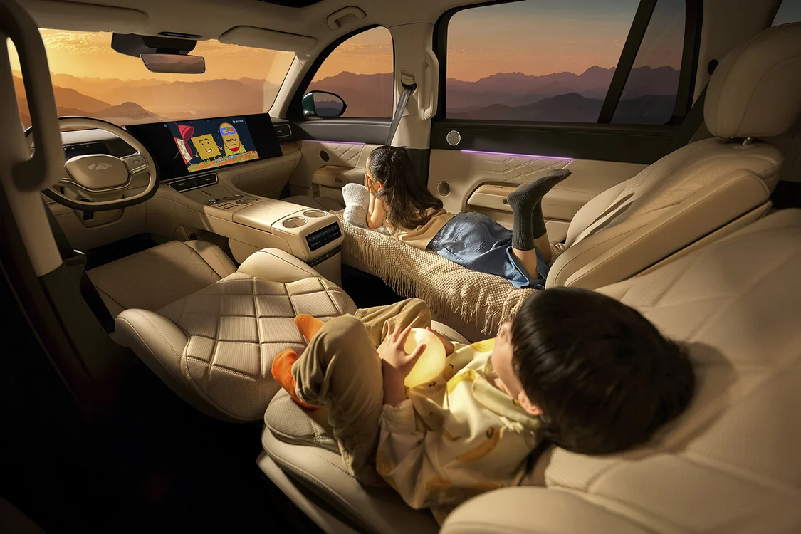 比肩百萬級豪車配置 奇瑞風(fēng)云T11上市限時(shí)搶鮮價(jià)17.99萬元起