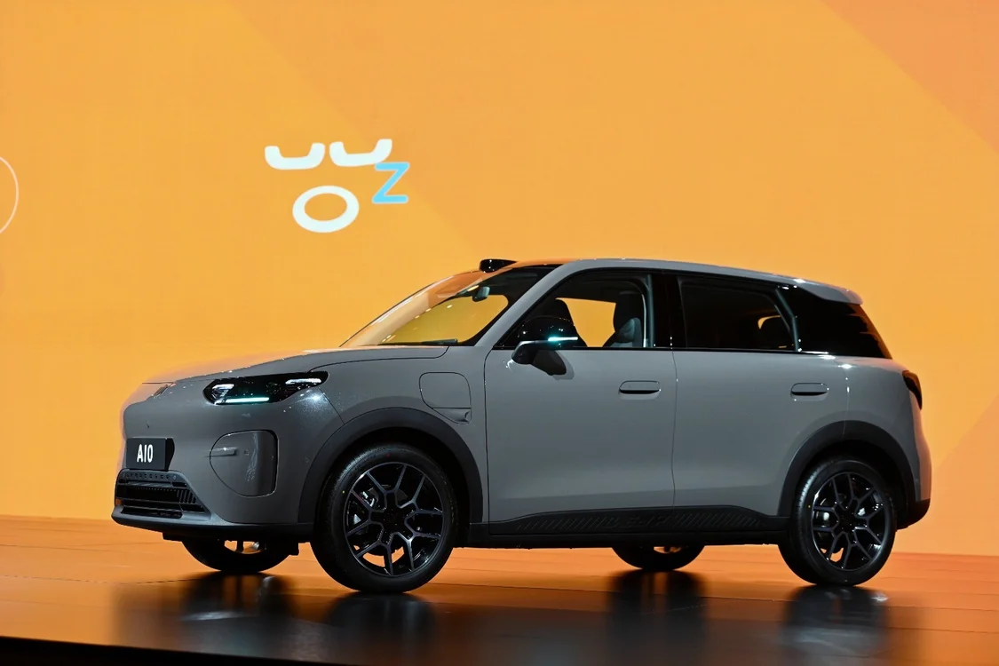 零跑A10上市售價6.58萬元起 激光雷達+車位到車位領(lǐng)航僅需8.68萬